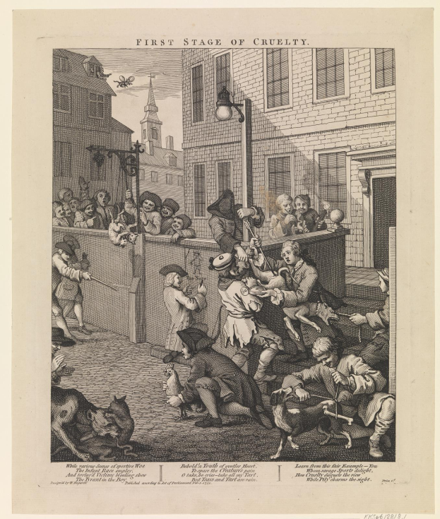 Eine Gruppe von Menschen und Tieren versammelt sich um ein Gebäude mit Fenstern und einem Laternenmast, mit einem Himmel im Hintergrund und dem Text "Erste Stufe der Grausamkeit" unten.