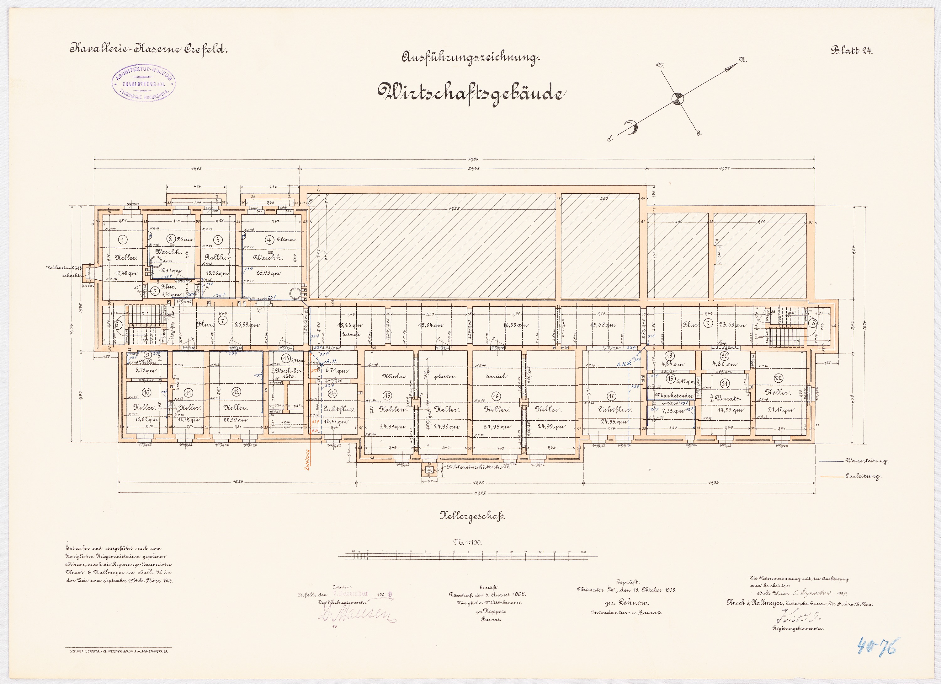 Ein detaillierter Grundrissplan des Halleggeschlafs-Gebäudes in Berlin, Deutschland, mit zahlreichen Räumen und begleitendem Text, der das Layout beschreibt.