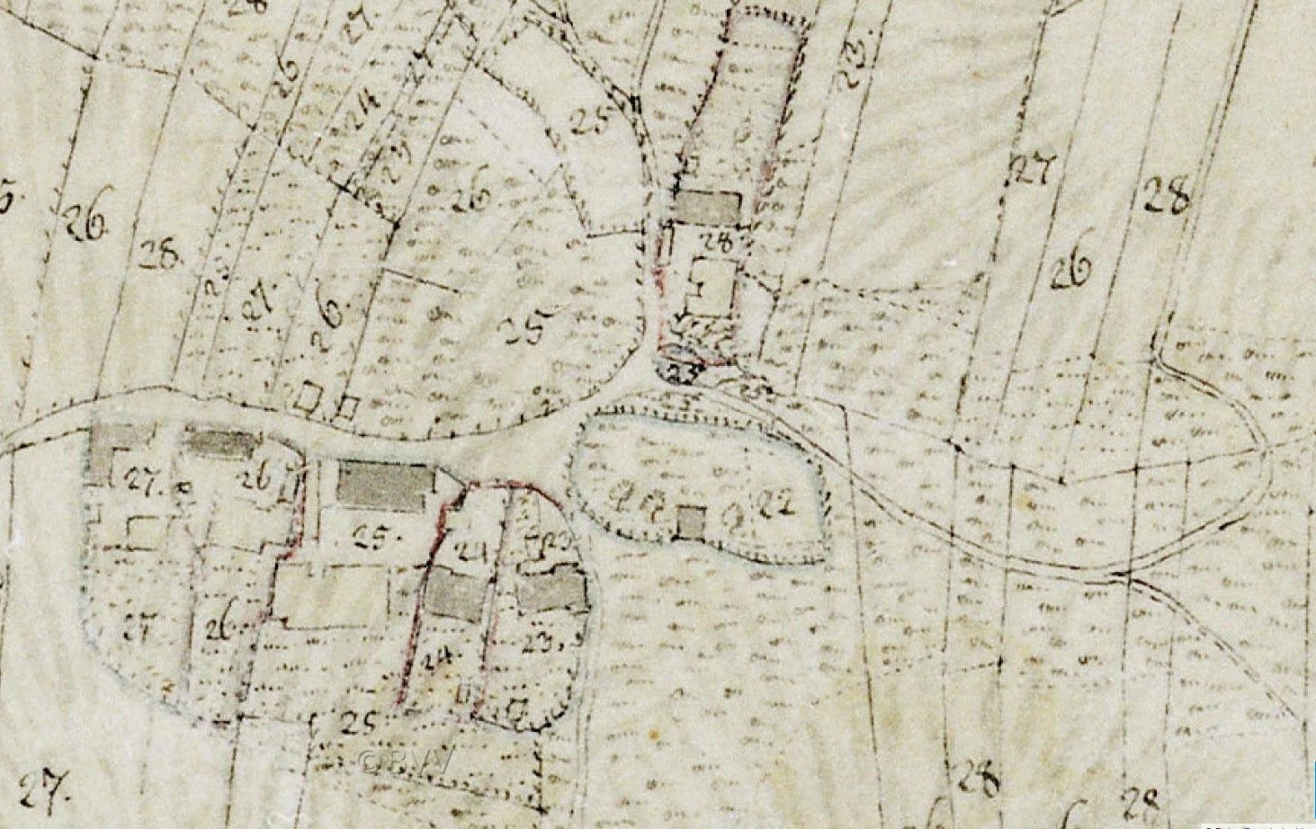 Alte detaillierte Stadtkarte mit nummerierten Gebäuden, Straßen und Text, die eine geplante Entwicklungsstelle am unteren Rand zeigt.