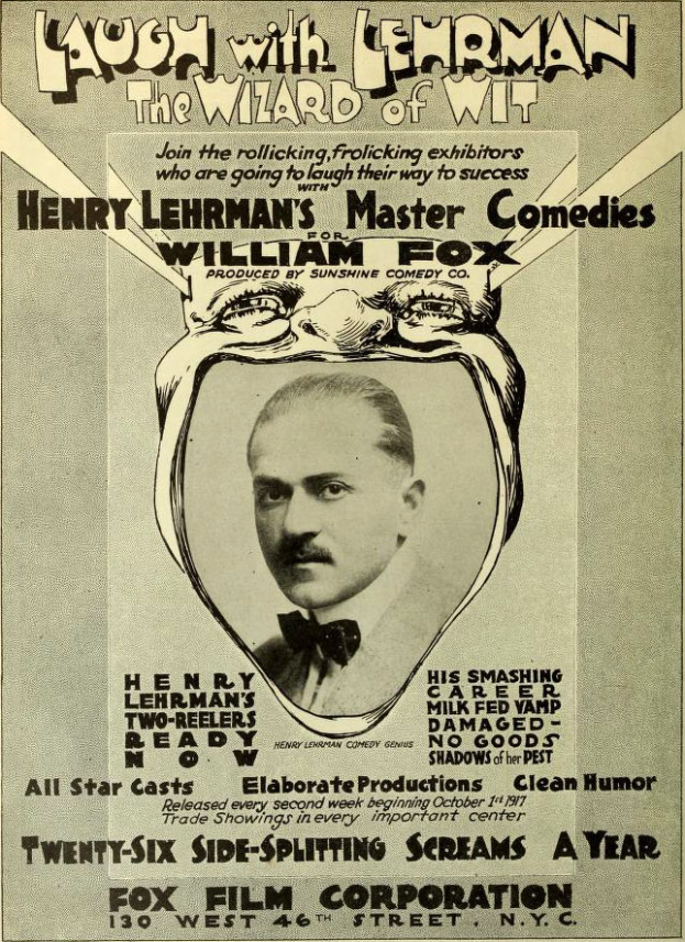 Ein altes Filmplakat mit einem Mann im Smoking mit ernster Miene, der direkt in die Kamera schaut, mit der Aufschrift "Lache mit Lehman, Der Meister des Witzes" in fetter schwarzer Schrift auf einem hellgelben Hintergrund.