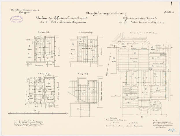 Schwarzer und weißer Grundriss des ehemaligen Bundeskanzleramts mit detaillierter Planung mit Text und Zeichnungen.